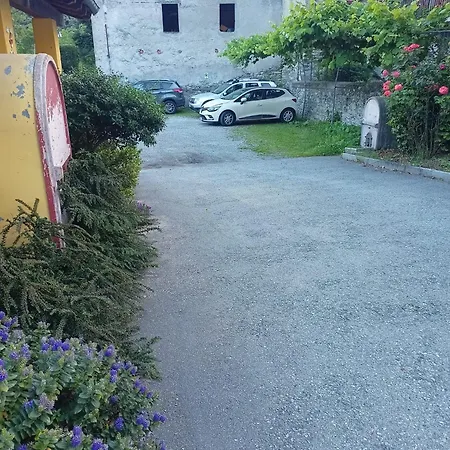 بيت ضيافة L'alpina 3*